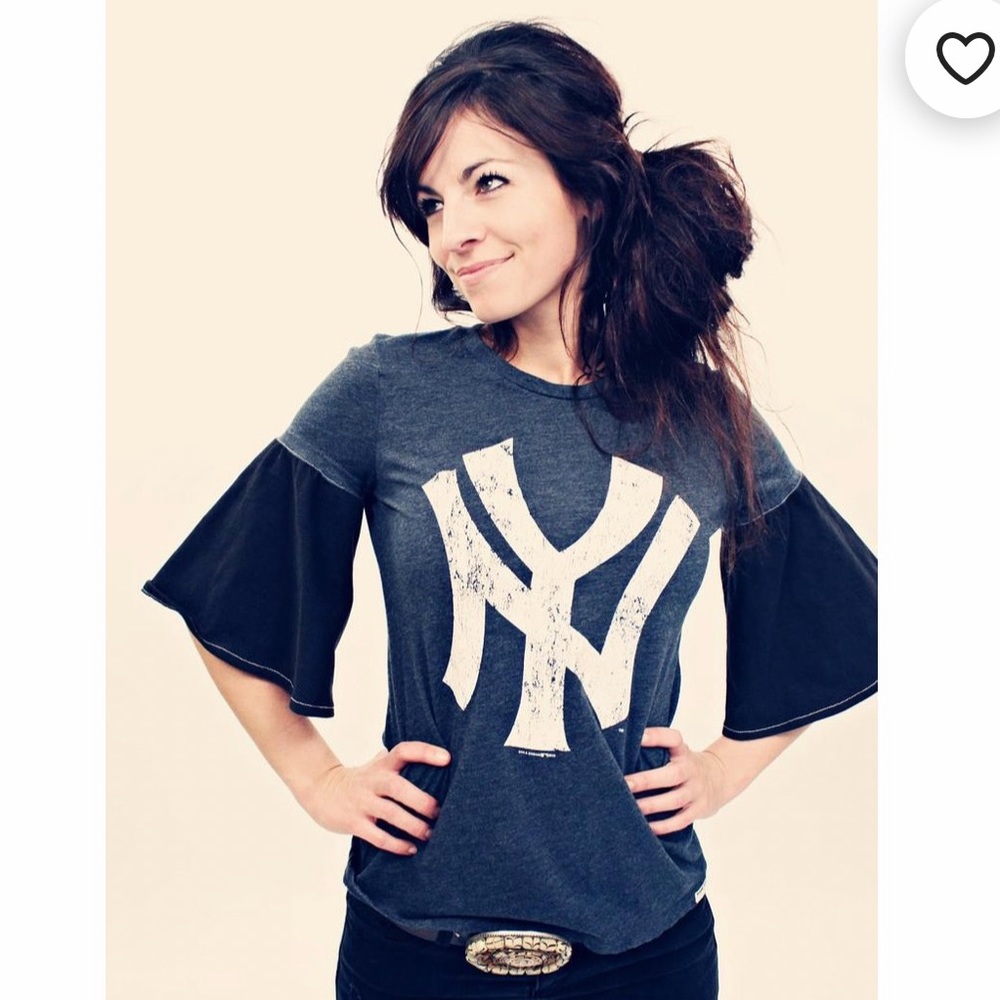 Poor Pitiful Pearl New York Yankees Reworked Top